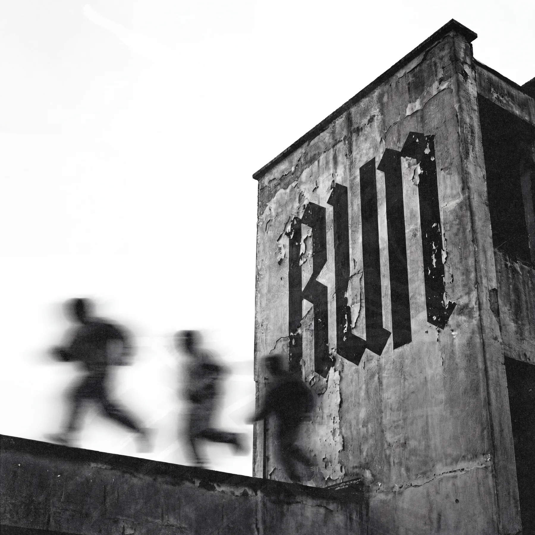 Foster House Studios — RUN — single artwork