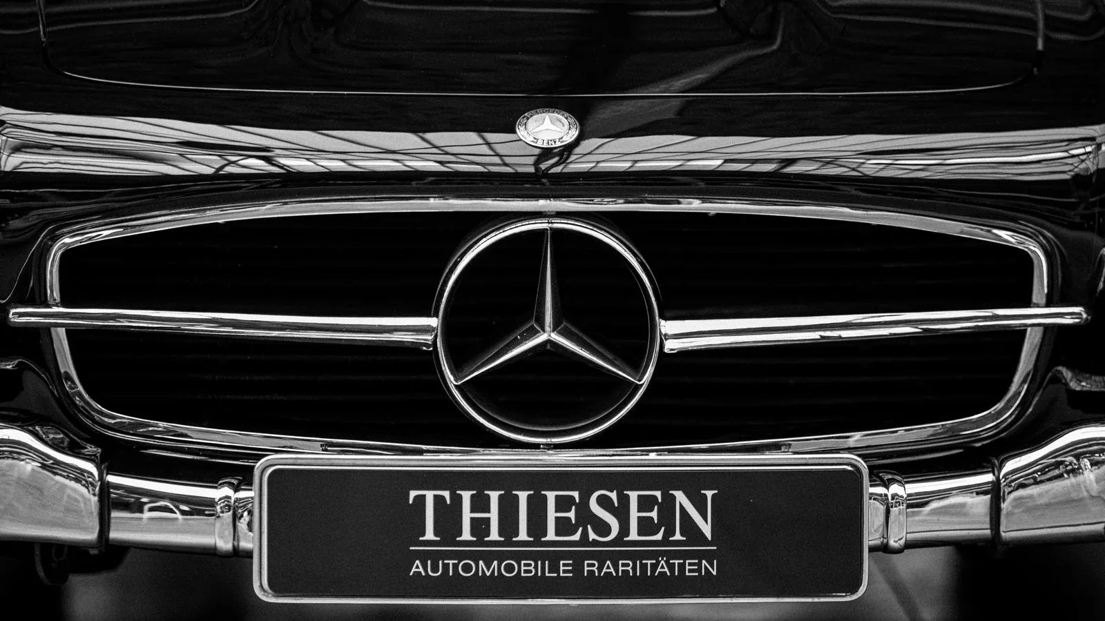 Chrome grille of a classic Mercedes