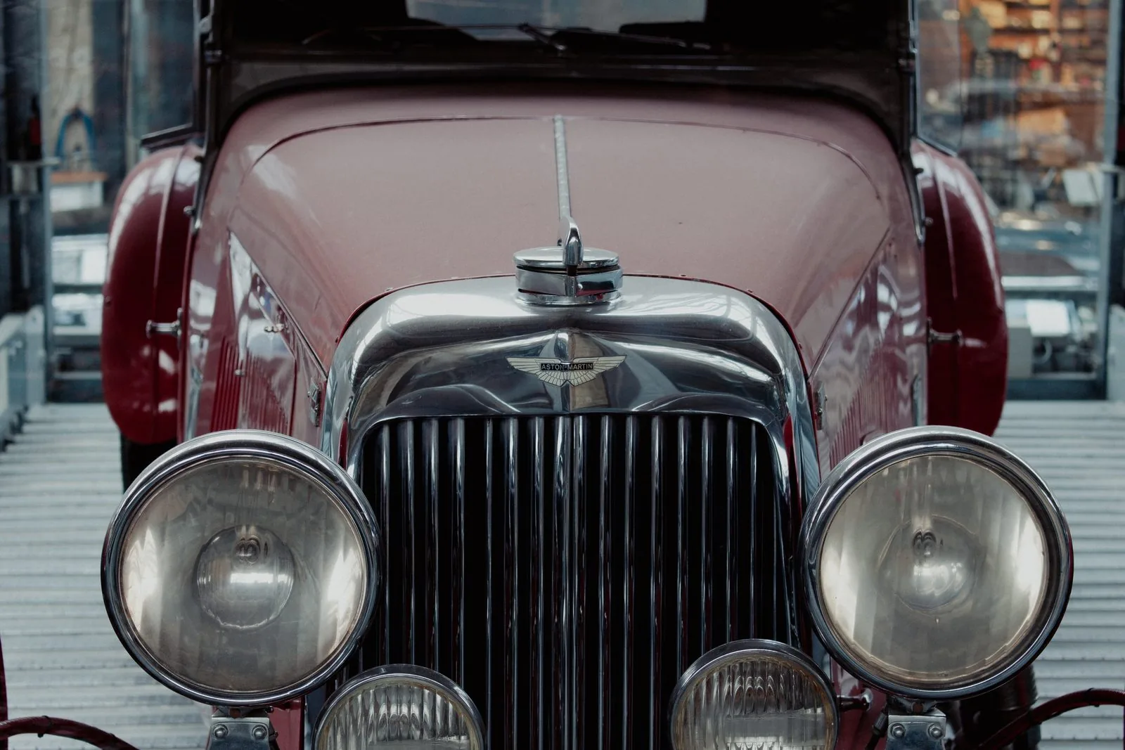 Pre-war Aston Martin grille
