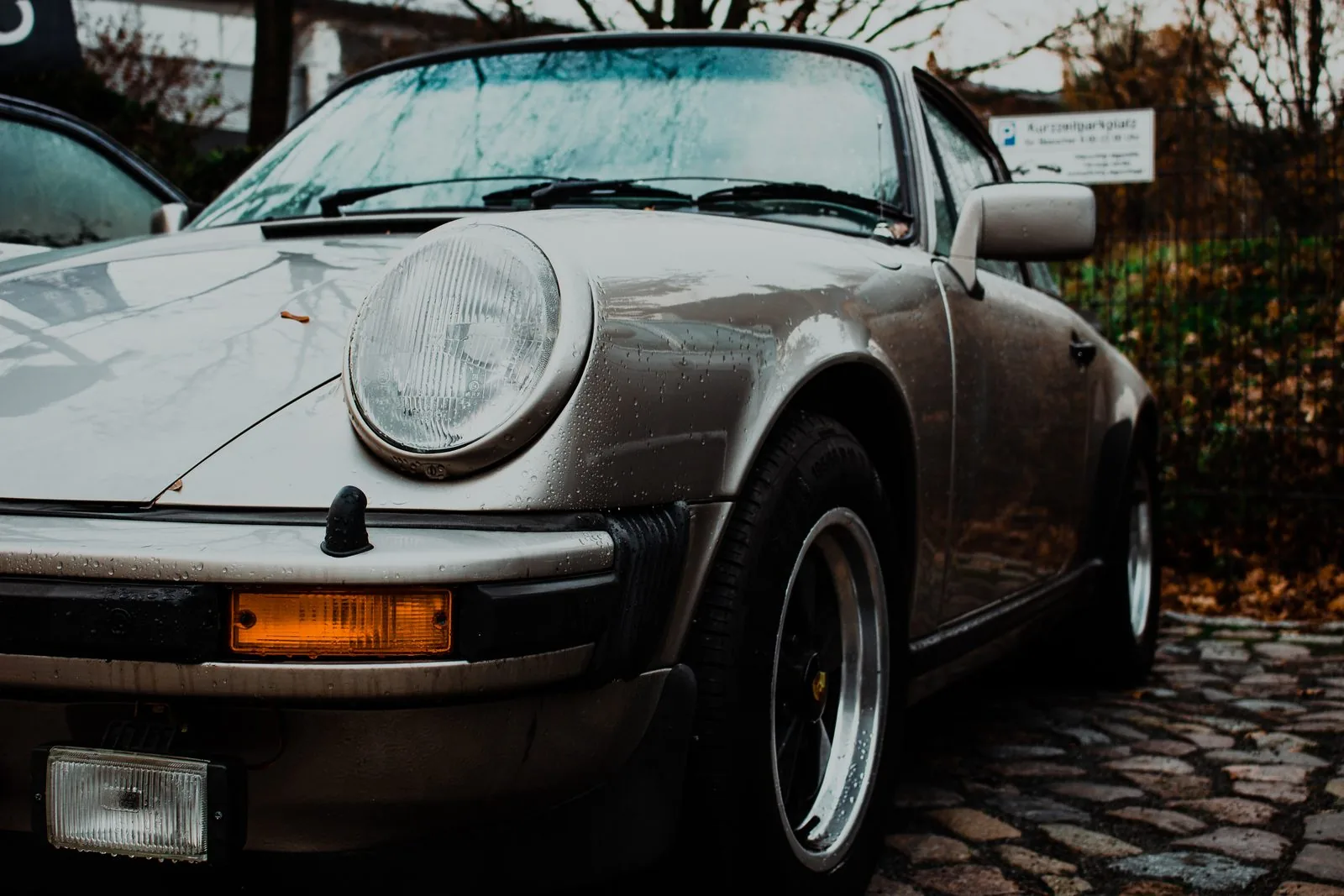 911 Targa on cobblestone, warm tone