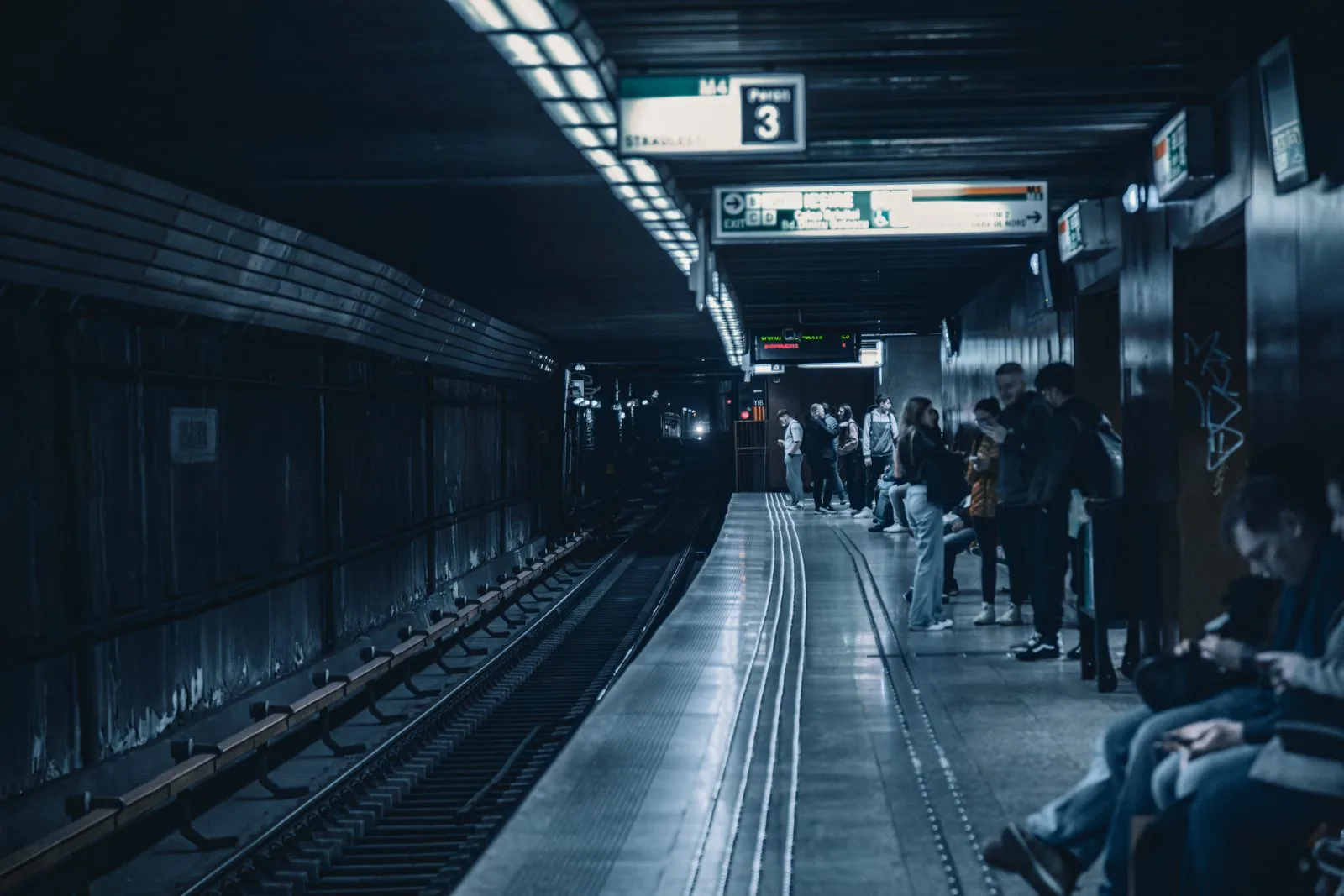 Platform 3, Bucharest, tunnel into darkness